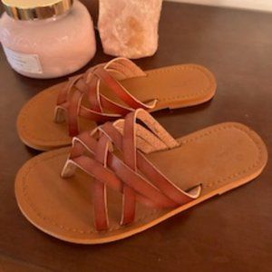 Women's size 6 gladiator sandals